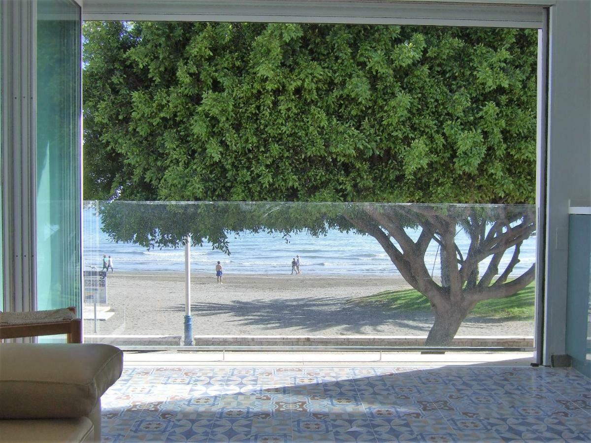Beachfront House Malaga Ngoại thất bức ảnh
